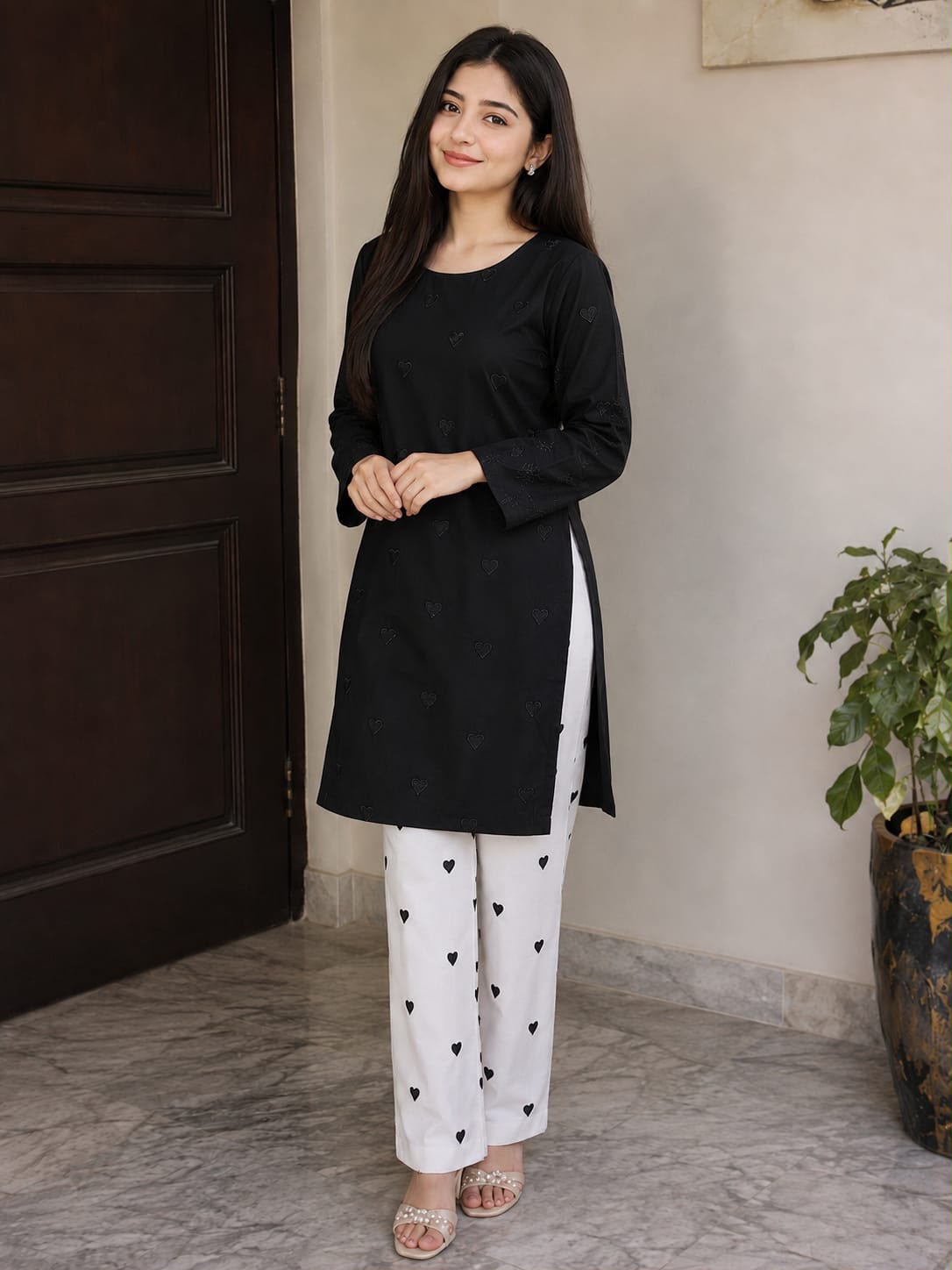 Bonanza Satrangi 2PC Embroidered Dhanak Suit - image 10