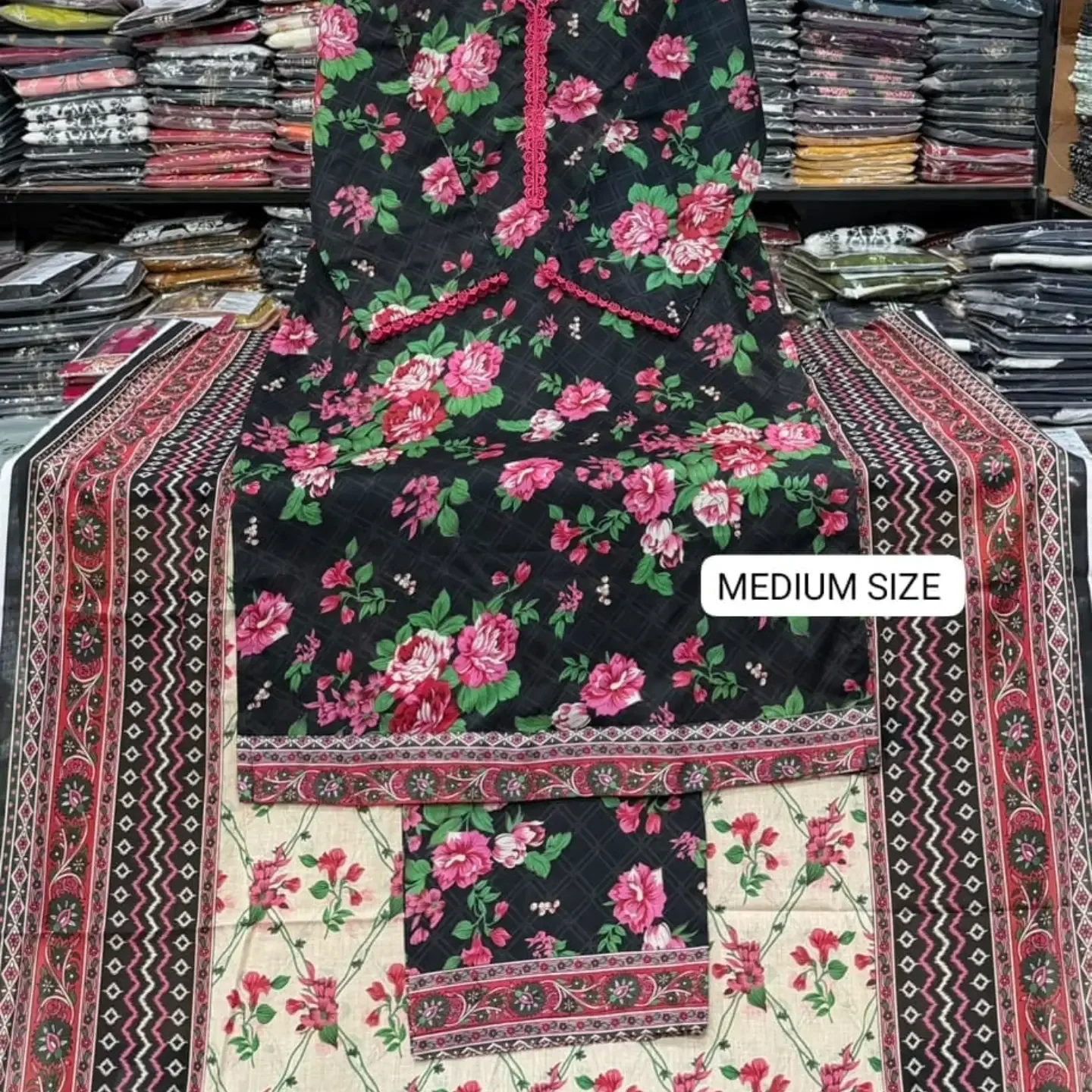 BIN SAEED STITCHED COLLECTION Original 3pc Printed lawn Co — clothing image 7