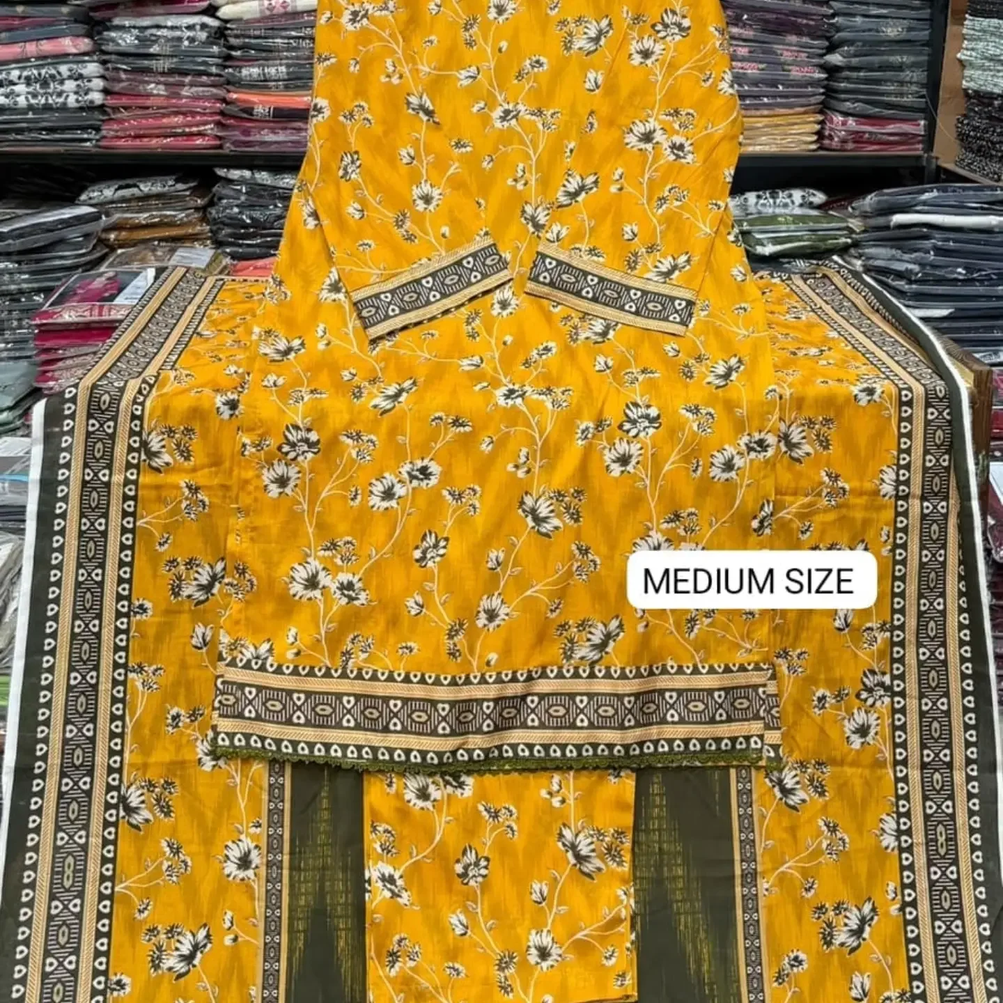 BIN SAEED STITCHED COLLECTION Original 3pc Printed lawn Co — clothing image 12
