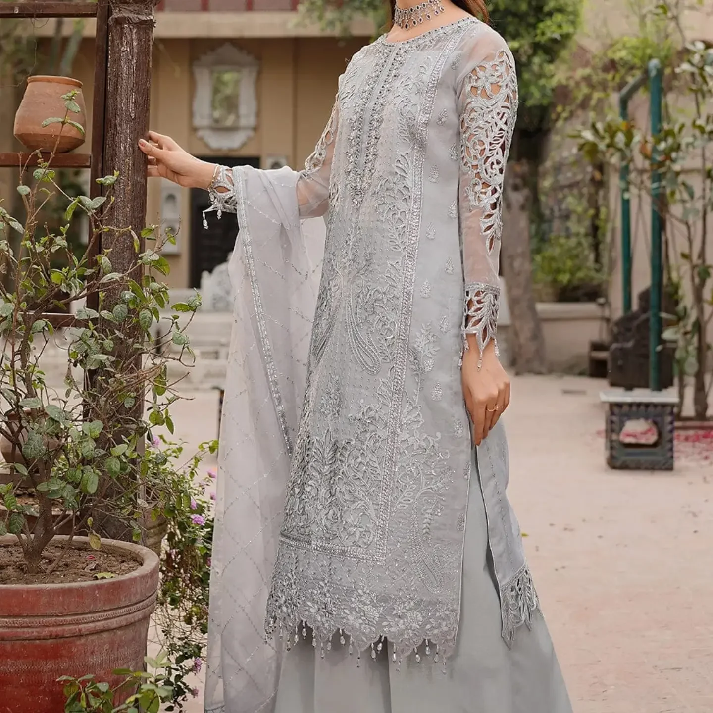 BRAND MARYAMS Material Organza, Malai Full Suit on Organza D — clothing image 4