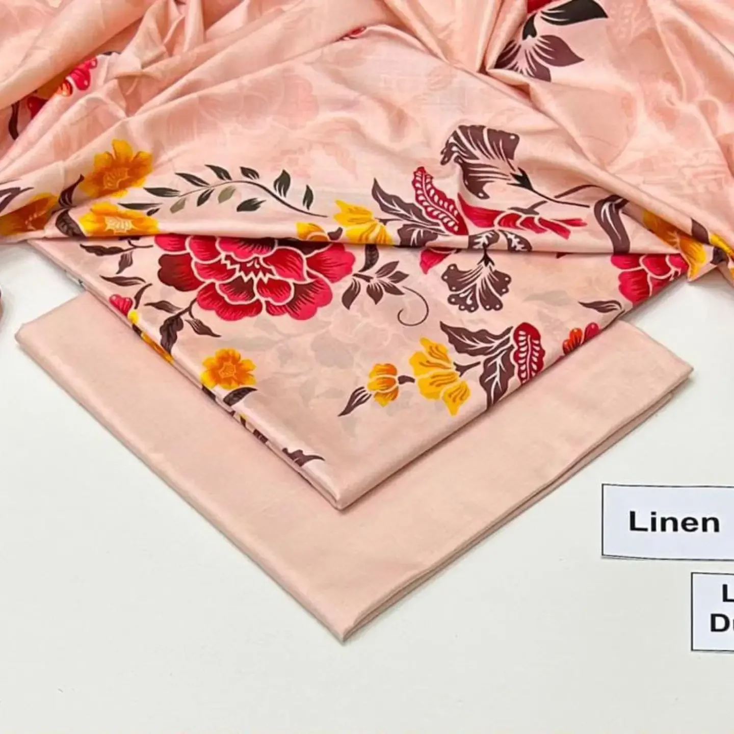 MARIA.B UN-STITCHED COLLECTION .3pc Printed LINEN Collection — clothing image 4