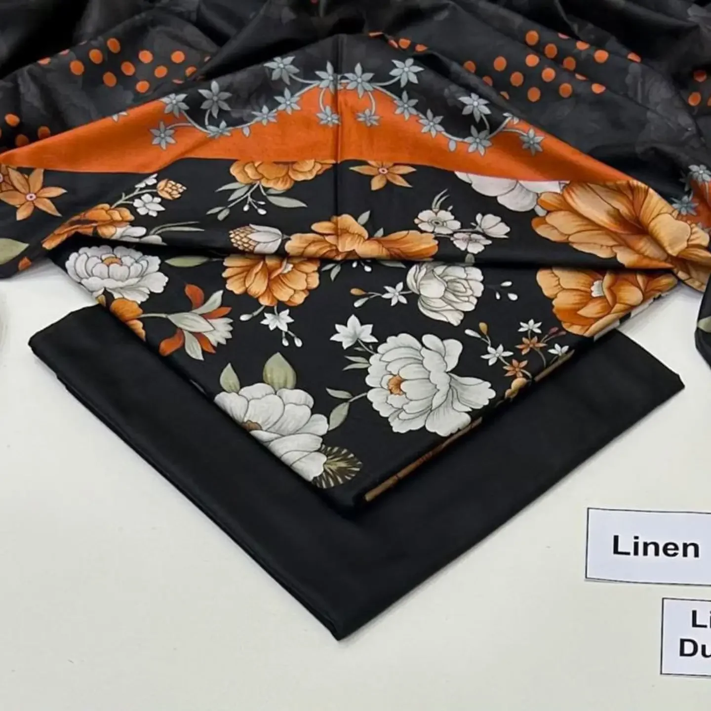 MARIA.B UN-STITCHED COLLECTION .3pc Printed LINEN Collection — clothing image 11