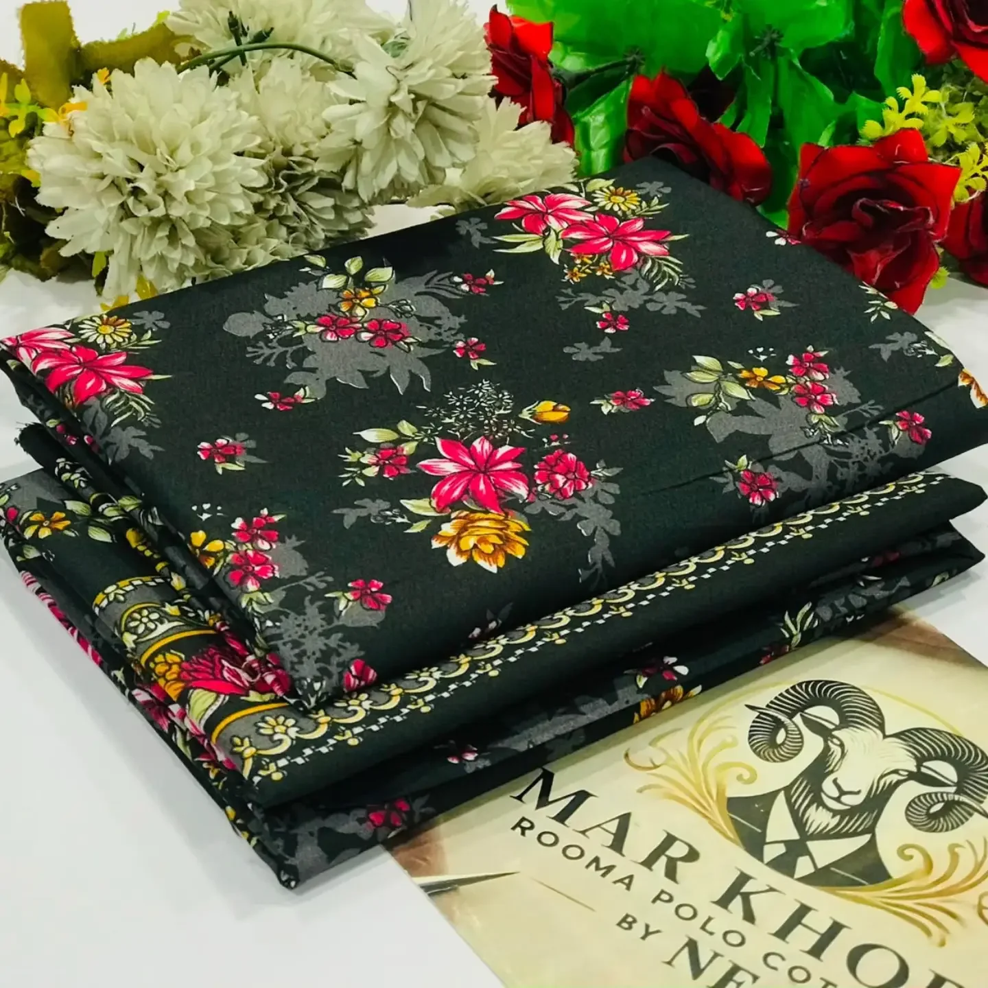 Markhor Rooma Polo CottonTM Offers you a stunning Floral Pr — clothing image 4