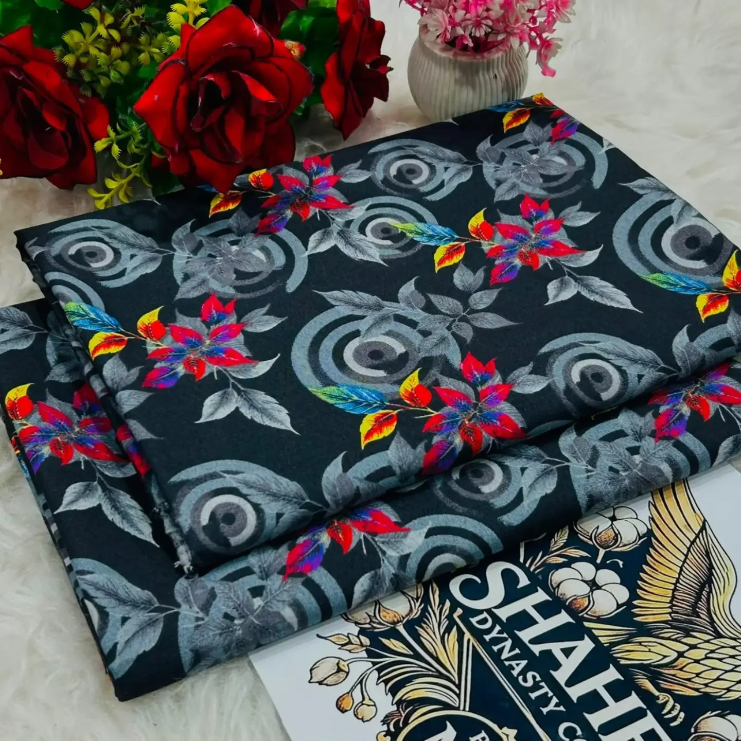 Markhor Rooma Polo CottonTM Offers you a stunning Floral Pr — clothing image 6