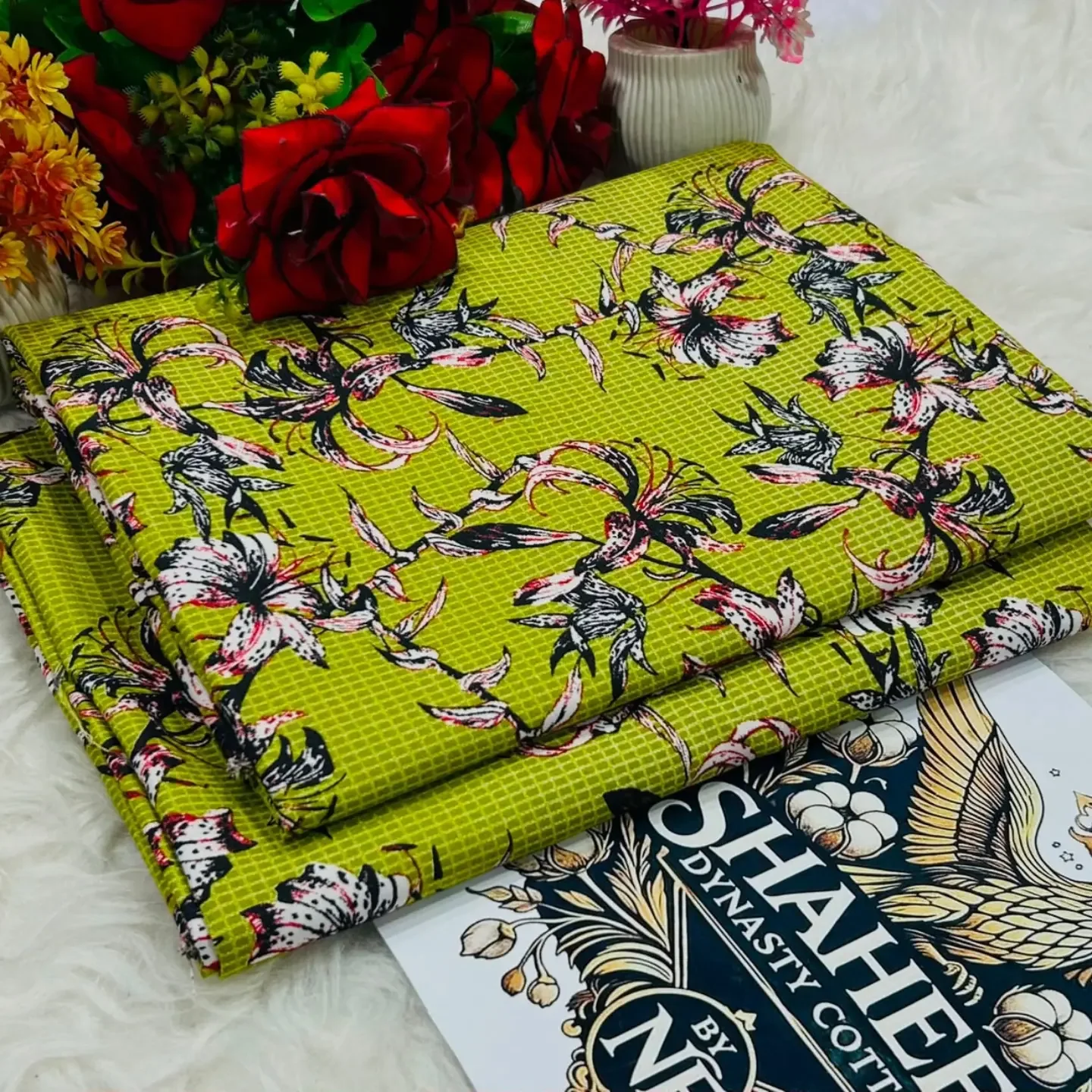 Markhor Rooma Polo CottonTM Offers you a stunning Floral Pr — clothing image 12