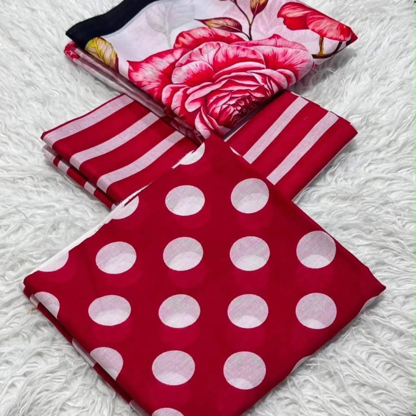 MIX BRAND 3pc Unstitched Printed LAWN Collection Fabric LAWN — clothing image 10