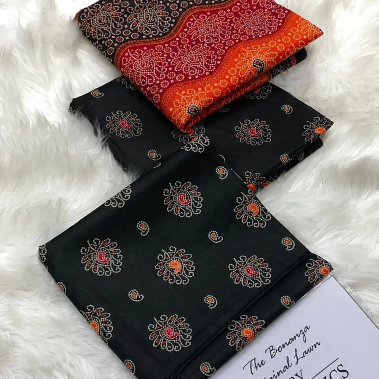 MIX BRAND 3pc Unstitched Printed LAWN Collection Fabric LAWN — clothing image 20