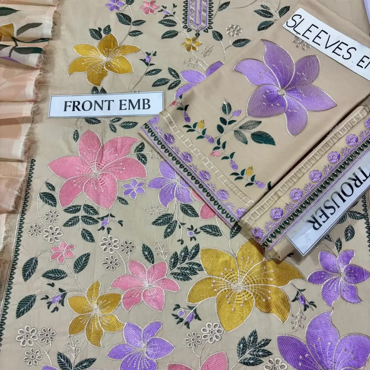 NEW ARRIVAL'S SUMMER LAWN COLLECTION 2026 BRAND NAME ANEEL — clothing image 1