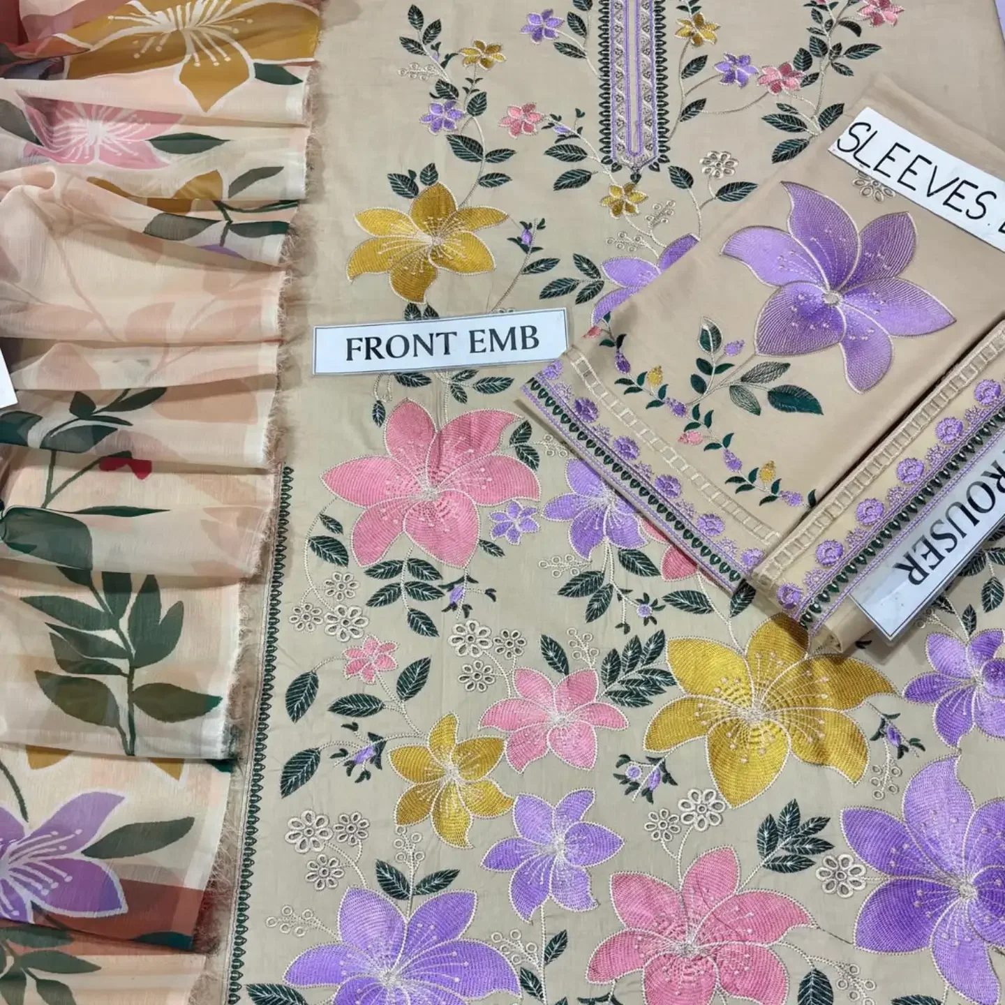NEW ARRIVAL'S SUMMER LAWN COLLECTION 2026 BRAND NAME ANEEL — clothing image 2