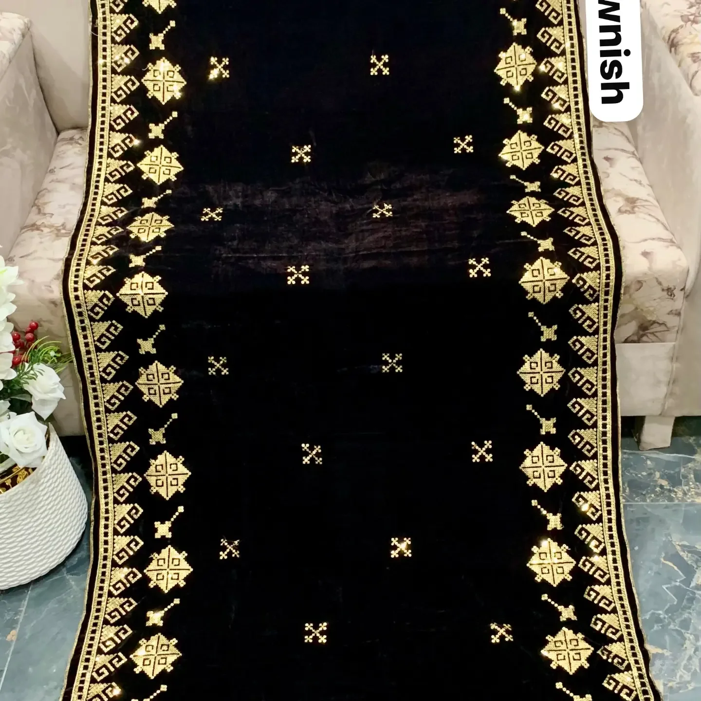 NEW ARRIVAL'S VELVET SHAWL'S COLLECTION 2026 27 BRAND NAME B — clothing image 2