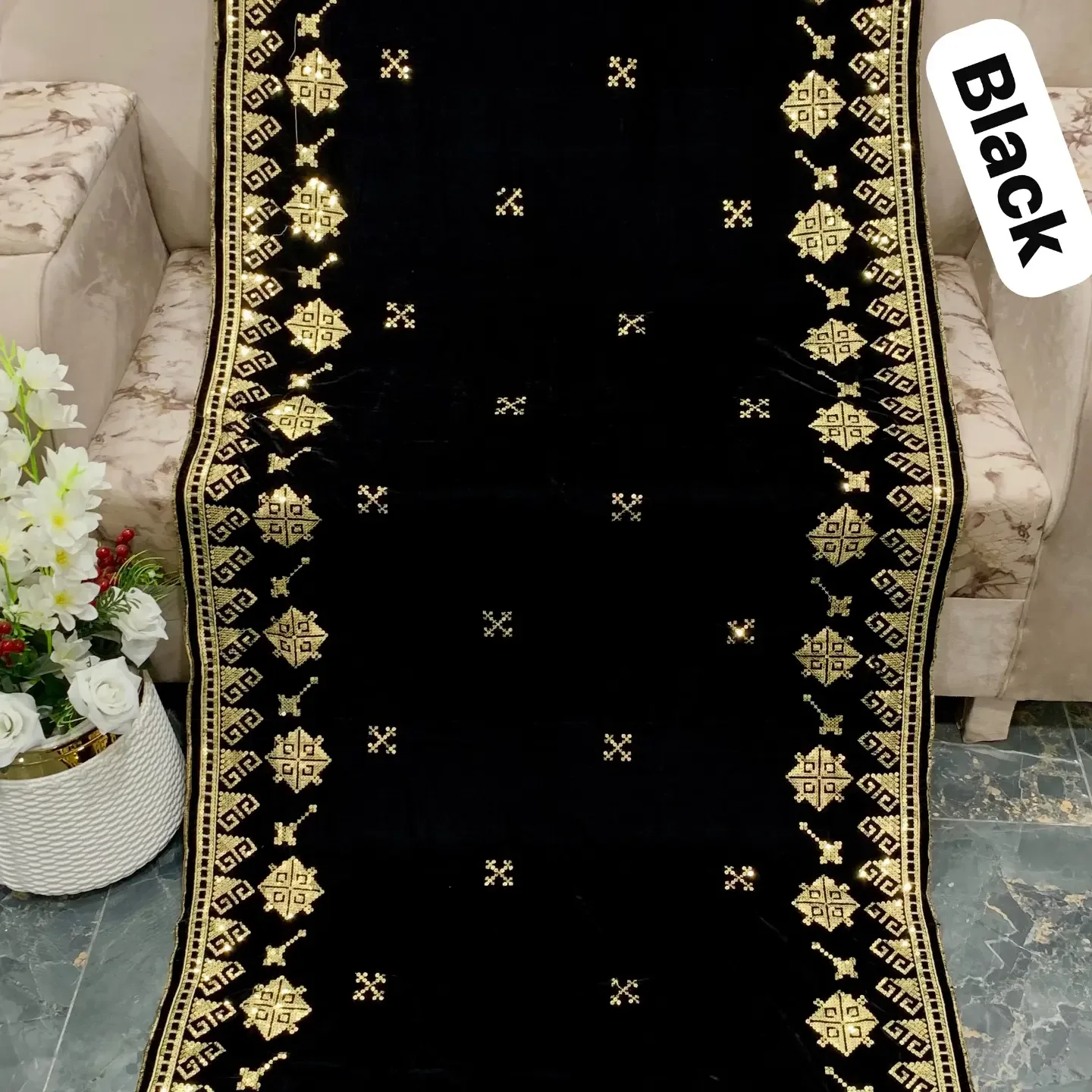 NEW ARRIVAL'S VELVET SHAWL'S COLLECTION 2026 27 BRAND NAME B — clothing image 3