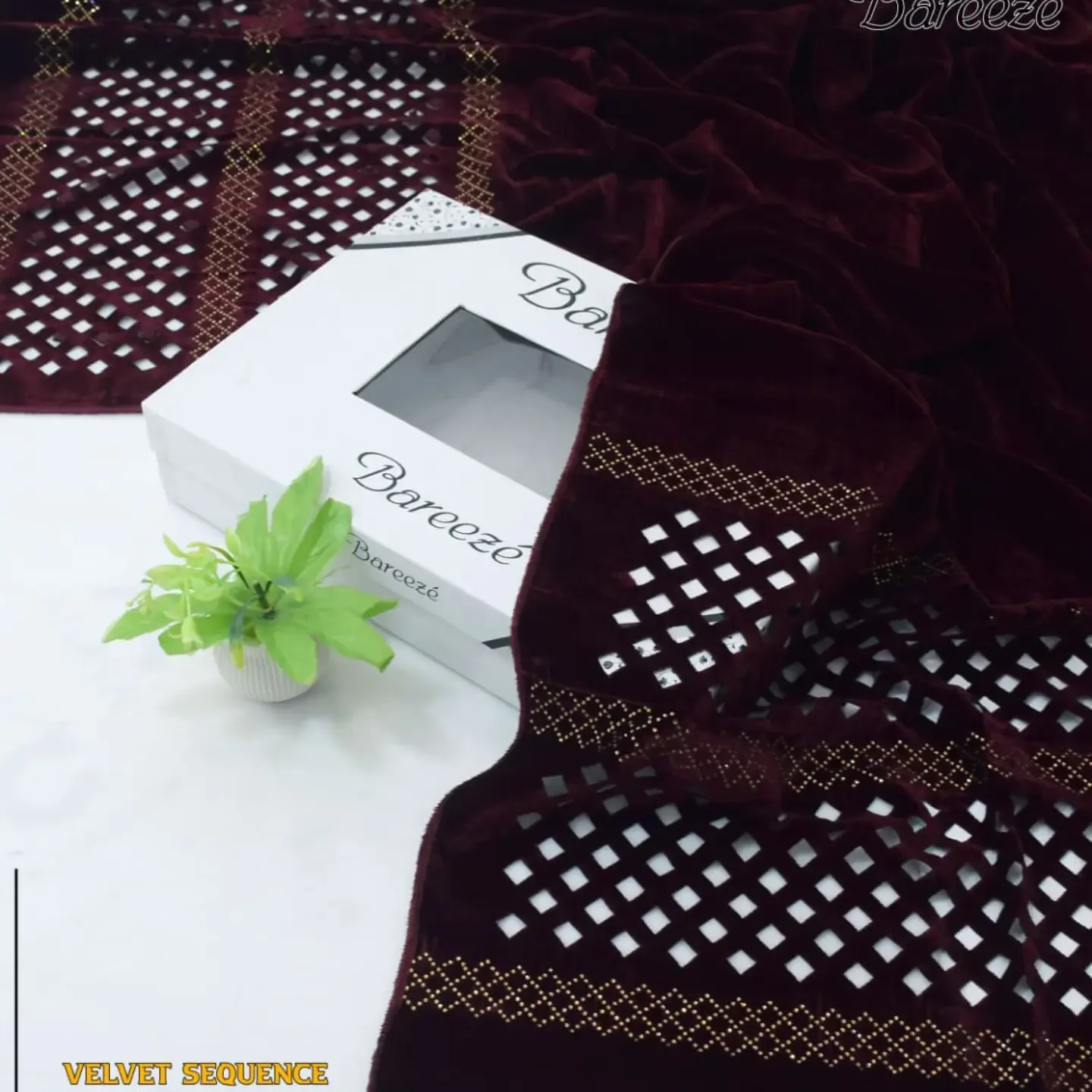 NEW ARRIVAL'S VELVET SHAWL'S COLLECTION 2026 27 BRAND NAME B — clothing image 2