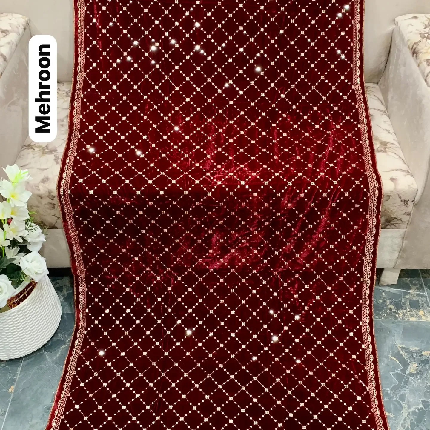 NEW ARRIVAL'S VELVET SHAWL'S COLLECTION 2026-27 BRAND NAME B — clothing image 2