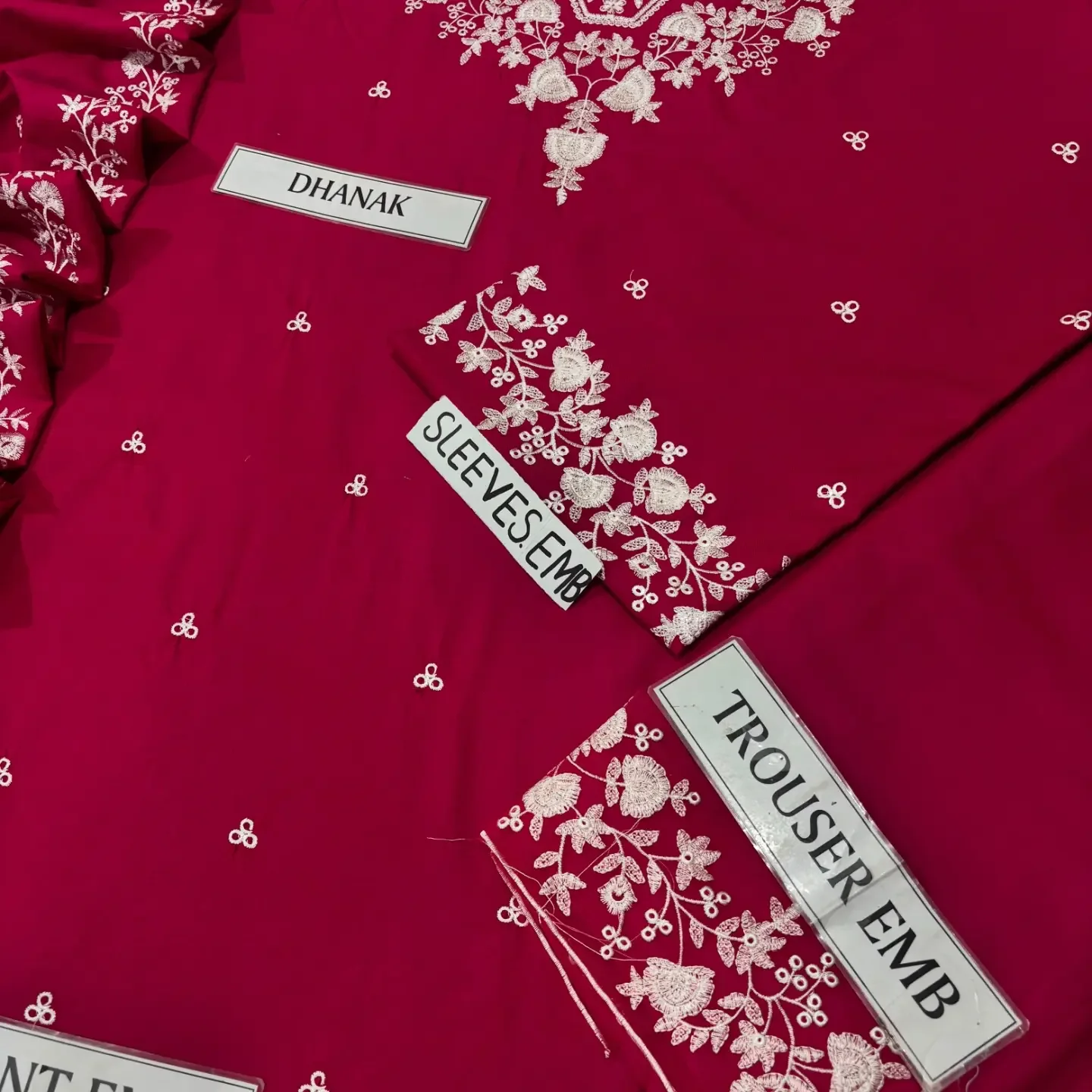 NEW ARRIVAL'S WINTER — clothing image 7