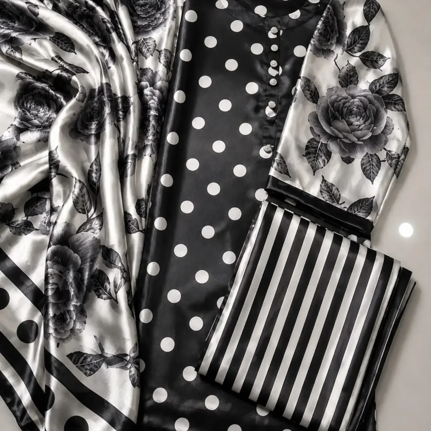 New Designs Alhamdulillah Tie N Die Digital printed 3pc Sham — clothing image 17